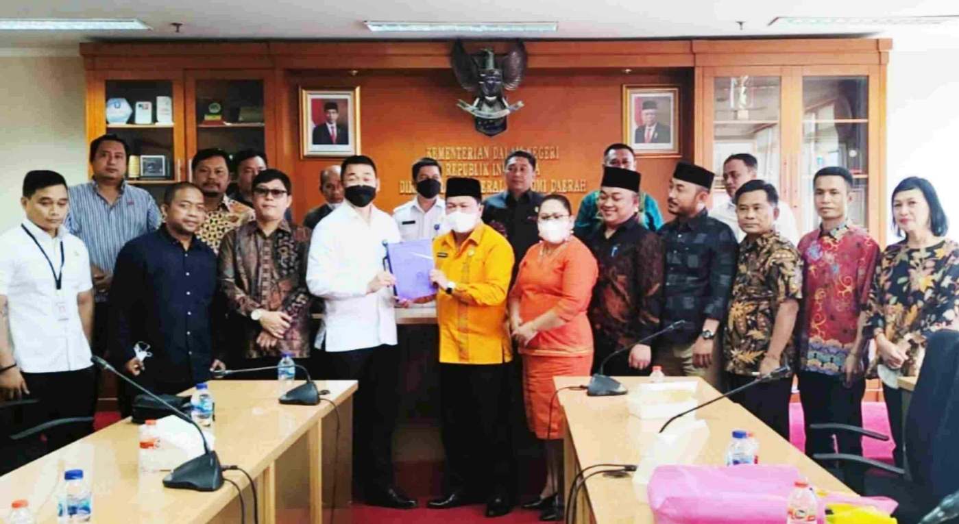 Panitia DOB Kabupaten Toraja Barat, melakukan audiensi sekaligus penyerahan SK Panitia ke Kementerian Dalam Negeri (Kemendagri) Rabu 10 Agustus 2022.