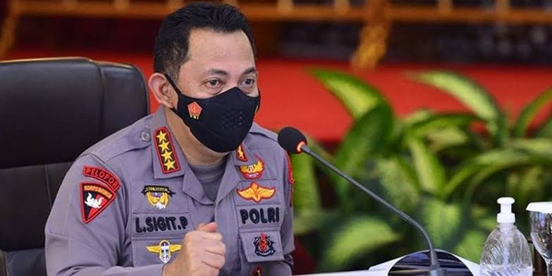 merespon masukan dari personel Polri dan masyarakat yang meminta untuk mendalami munculnya coretan 'Sarang Pungli' di Polres Luwu, Sulawesi Selatan (Sulsel).