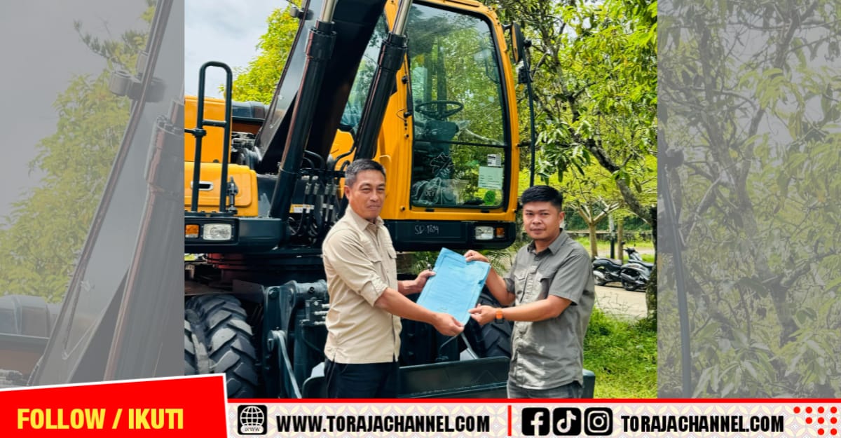 Respon Permohonan Pemkab Tana Toraja, Kemensos Hibahkan Ekskavator