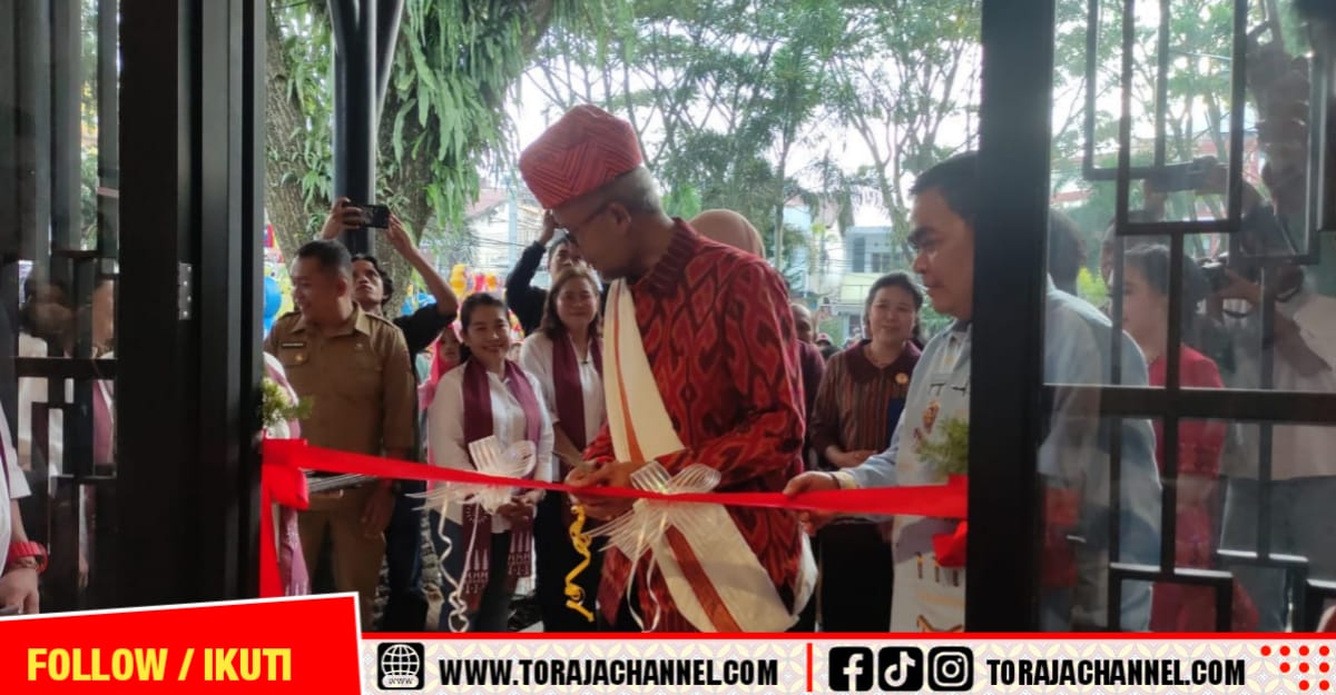 Tana Toraja Punya Galeri Oleh-oleh : Souvenir 19 Kecamatan Kini Dalam Satu Tempat