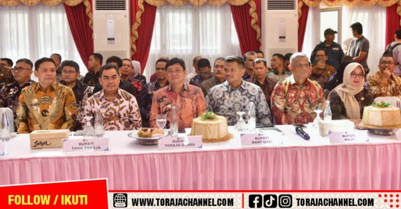 Bupati Tana Toraja Hadiri Pengarahan Mendagri Tito Karnavian di Makassar