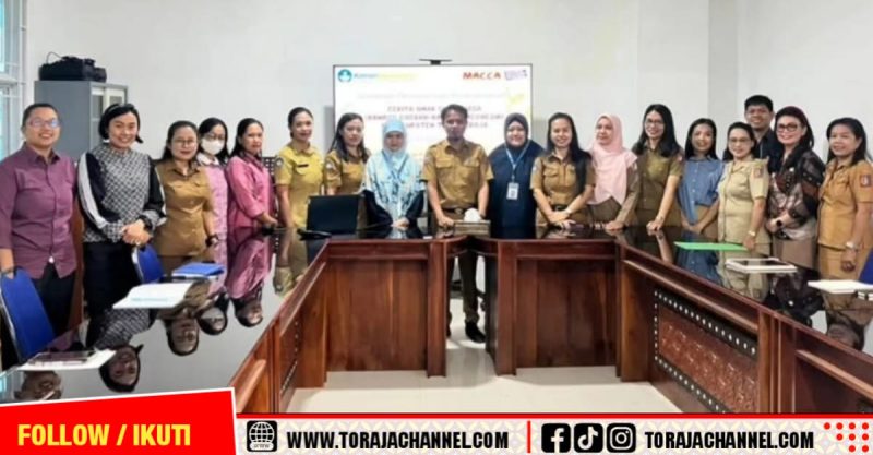 Balai Bahasa Provinsi Sulawesi Selatan bekerja sama dengan Dinas Perpustakaan dan Kearsipan Kabupaten Tana Toraja menggelar sosialisasi penulisan dan penerjemahan cerita anak daerah ke Bahasa Indonesia di Perpustakaan Daerah Tana Toraja, Selasa (24/2/2026). Kegiatan ini menekankan pentingnya pelestarian budaya Toraja dalam karya literasi anak.