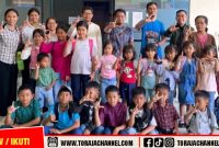 PPA ID 0808 Tunas Kasih AA’Batu melakukan kunjungan edukatif ke Perpustakaan Daerah Tana Toraja dan disambut langsung Kepala Dinas Perpustakaan dan Kearsipan, Edward Sakka Allorerung. Kegiatan ini bertujuan menumbuhkan minat baca dan meningkatkan literasi anak sejak dini.