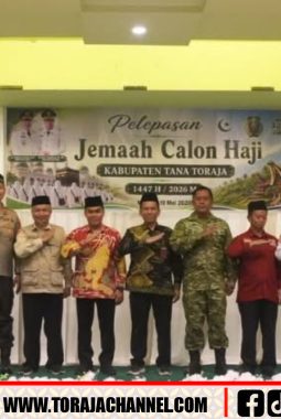Bupati Zadrak Tombeg Lepas Tujuh Jemaah Calon Haji Tana Toraja Menuju Tanah Suci