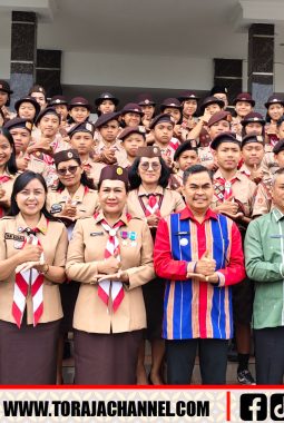Bupati Tana Toraja Lepas 38 Kontingen Pramuka Menuju Jambore Nasional XII di Cibubur