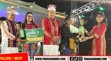 Bertahan hingga Acara Usai, Pesona Tenun dan Budaya Tana Toraja Sukses Menyita Perhatian Menteri Koperasi
